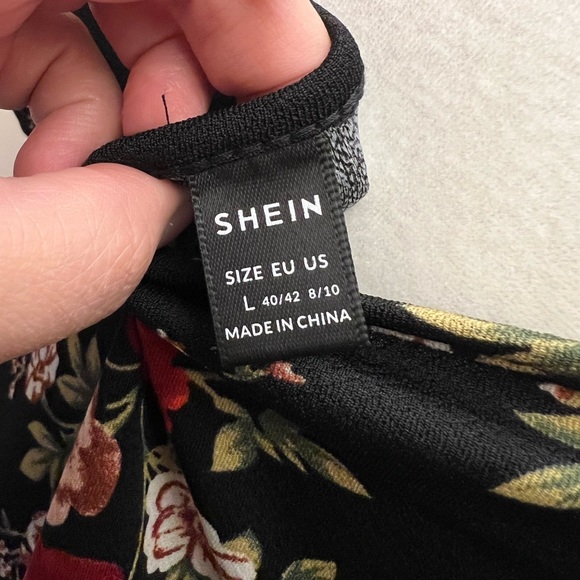 EUC SHEIN Midi Dress- Black w/ Red floral,  stretch,square neck,front slit Large - Picture 8 of 8